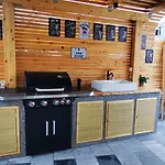 Olive Tree Garden&poll View 4 2, 130 M2 With Tiki Bar