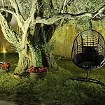 Apartmán Olive Tree Garden&poll View 4 2, 130 M2 With Tiki Bar Peroj