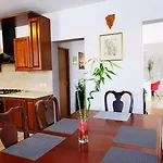 Olive Tree Garden&poll View 4 2, 130 M2 With Tiki Bar * بيروغ