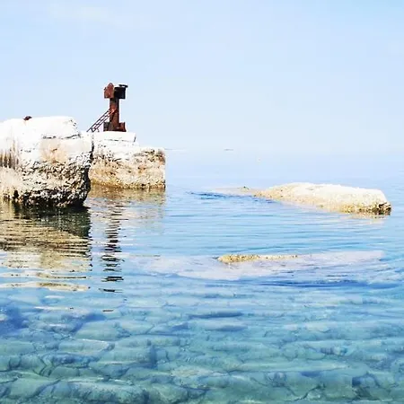 Olive Tree Garden&poll View 4 2, 130 M2 With Tiki Bar