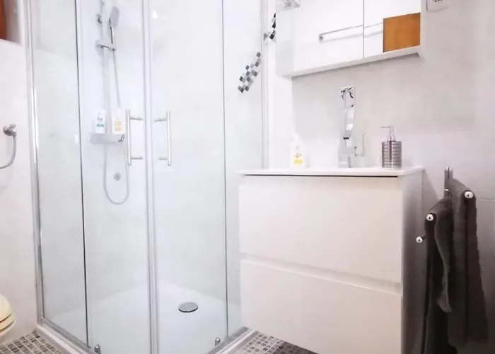 Olive Tree Garden&poll View 4 2, 130 M2 With Tiki Bar Apartmán Peroj