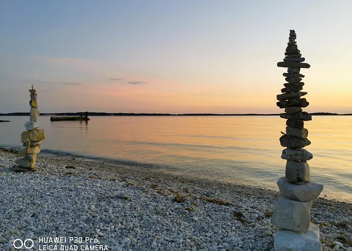 Apartmán Olive Tree Garden&poll View 4 2, 130 M2 With Tiki Bar